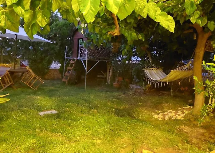 Diamant\'S Place With Treehouse Garden